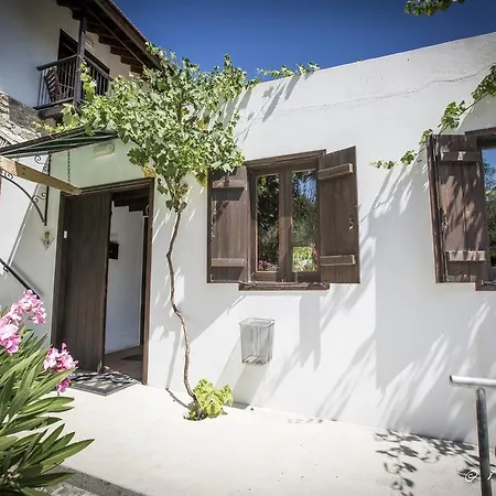 Otel Ambelikos Traditional Agrohotel