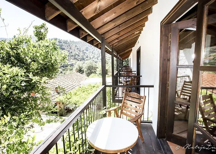 Ambelikos Traditional Agrohotel 3* Potamitissa