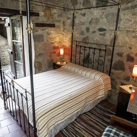 מלון Ambelikos Traditional Agrohotel