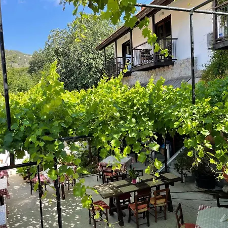 Ambelikos Traditional Agrohotel Potamitissa