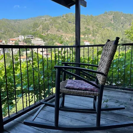 Ambelikos Traditional Agrohotel מלון Potamitissa