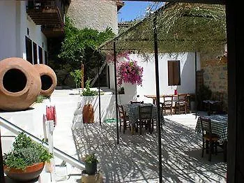 Ambelikos Traditional Agrohotel 3*