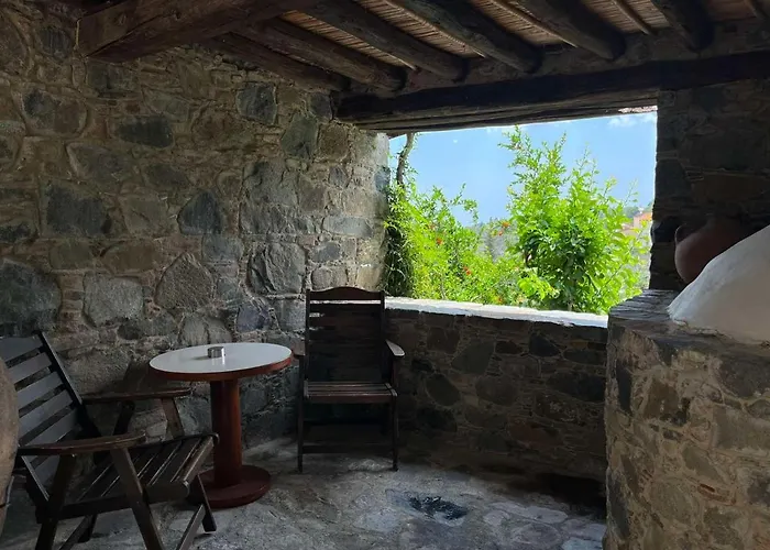 Ambelikos Traditional Agrohotel 3* Potamitissa